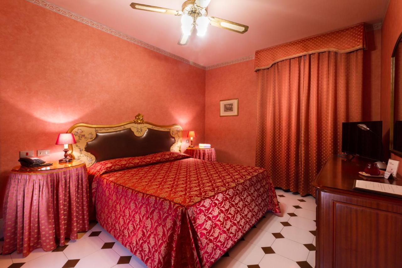 Park Hotel Villa Salzea Trofarello Exterior photo