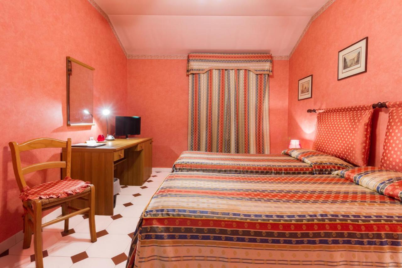 Park Hotel Villa Salzea Trofarello Exterior photo