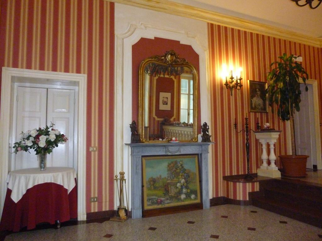 Park Hotel Villa Salzea Trofarello Exterior photo